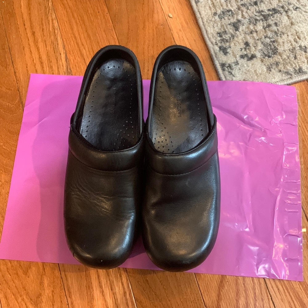 Lady lands end black shoes
